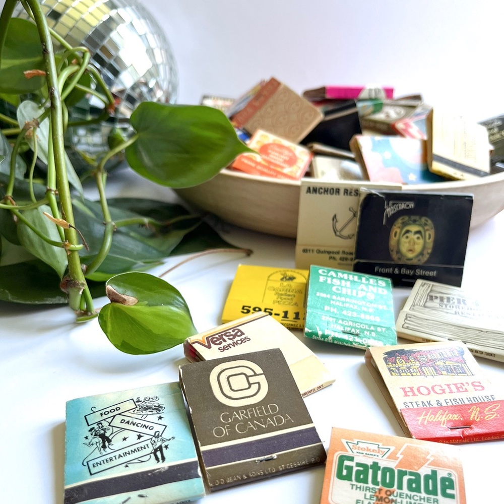 Vintage Collectible Retro Matchbooks Home Decor‎ 
Lot B - 10 Matchbooks